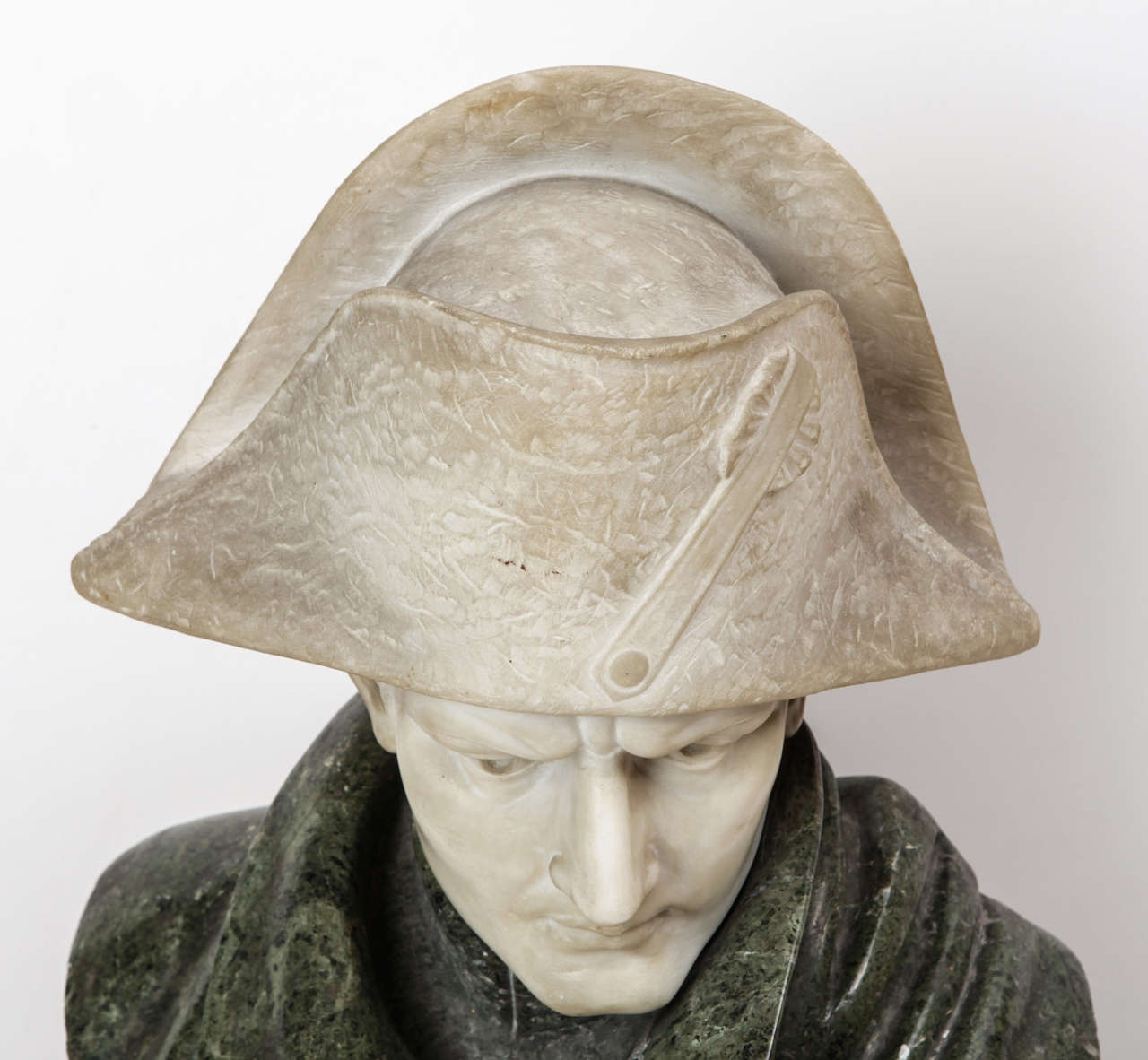 19th Century Napoleon Bonaparte Marble Italian Bust, 1890s In Good Condition For Sale In Milan, IT
